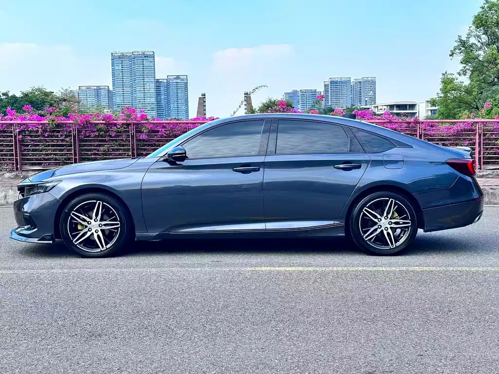 Honda Accord — миниатюра 4