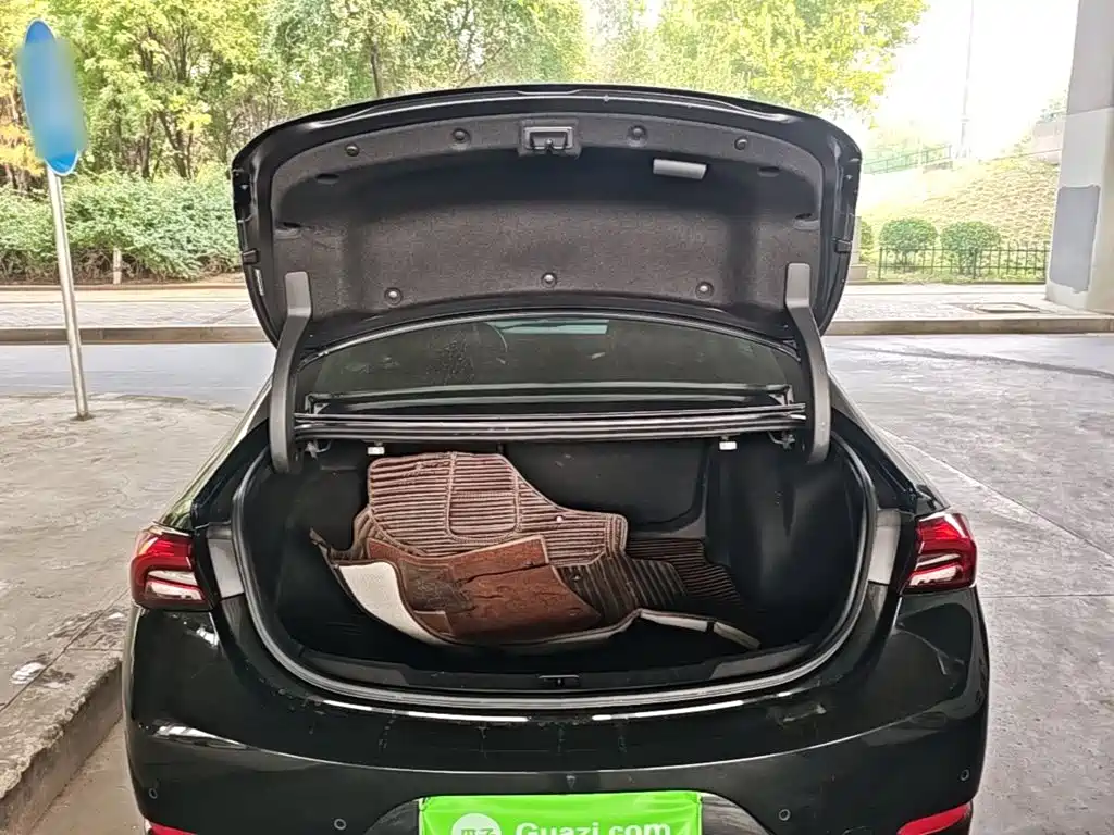 Buick LaCrosse — миниатюра 19