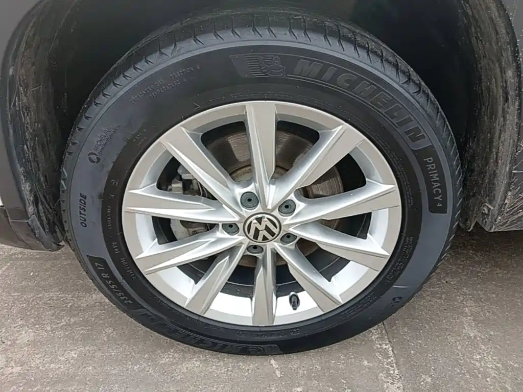 Volkswagen Tiguan — миниатюра 23
