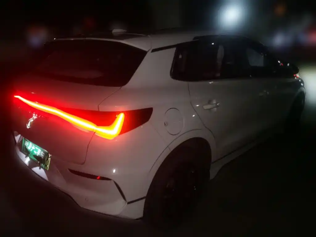 BYD e2 — миниатюра 6