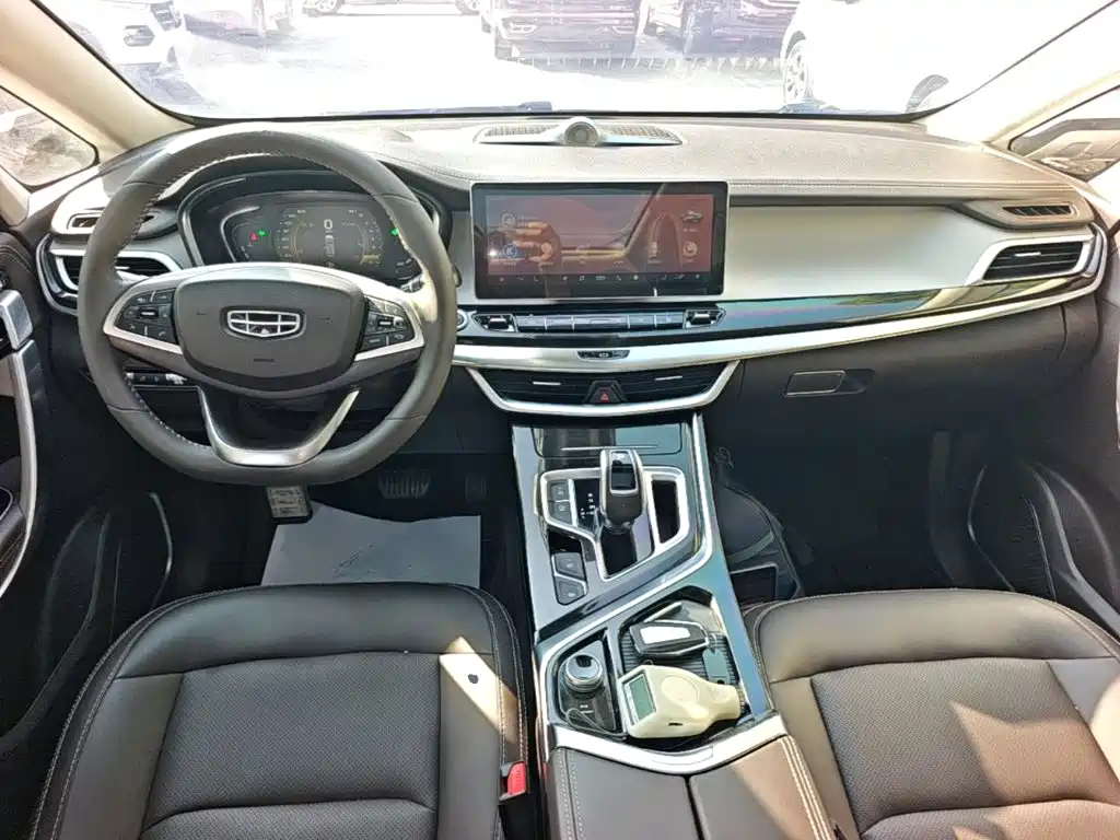 Geely Jia Ji — миниатюра 10