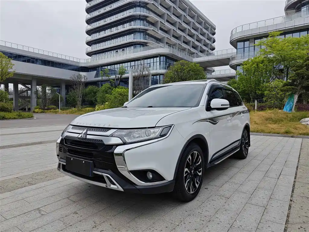 Mitsubishi Outlander 2019