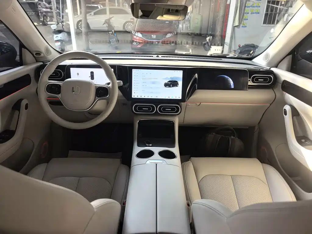 Leapmotor Leapmotor C11 — миниатюра 15