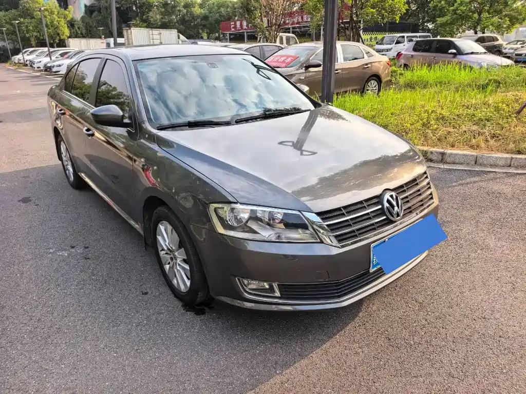 Volkswagen Lavida — миниатюра 3