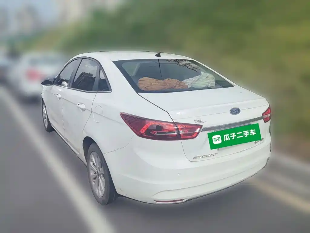 Ford Escort — миниатюра 25