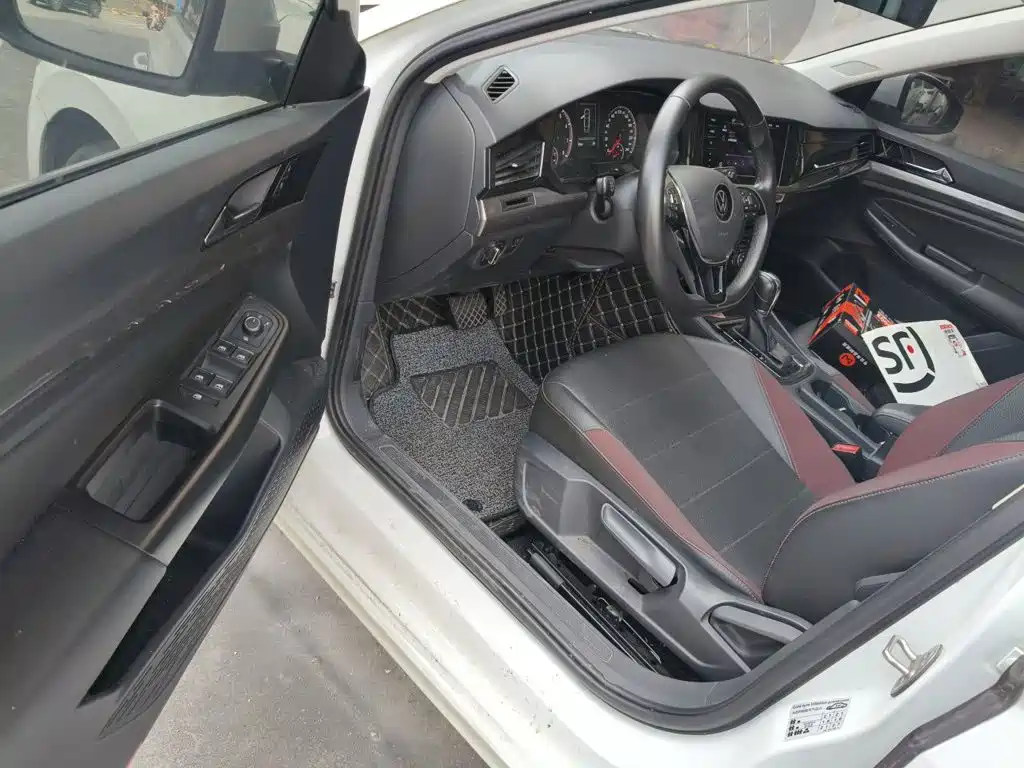 Volkswagen Bora — миниатюра 12