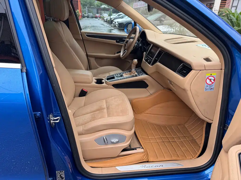 Porsche Macan — миниатюра 8