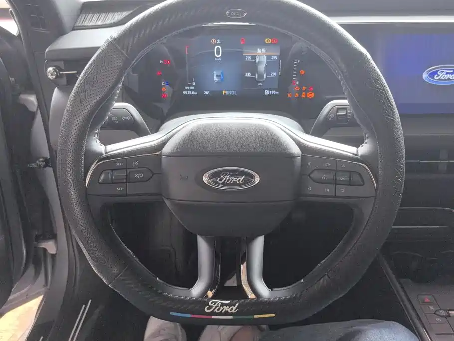 Ford Mondeo — миниатюра 15