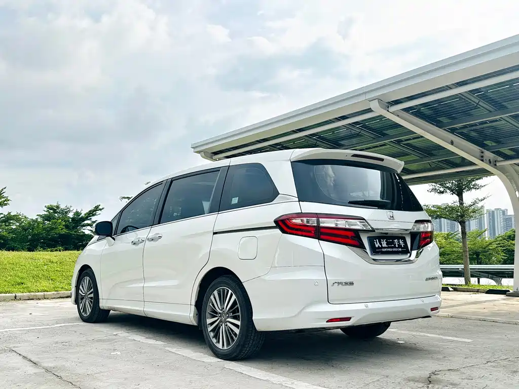 Honda Odyssey — миниатюра 7