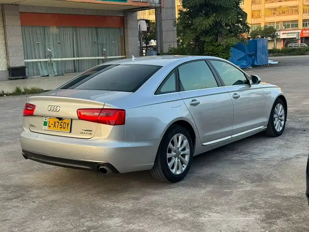 Audi A6L — миниатюра 8