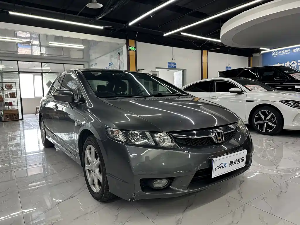 Honda Civic — миниатюра 2