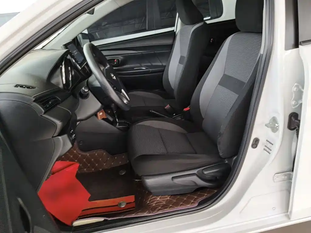 Toyota Vios FS — миниатюра 15