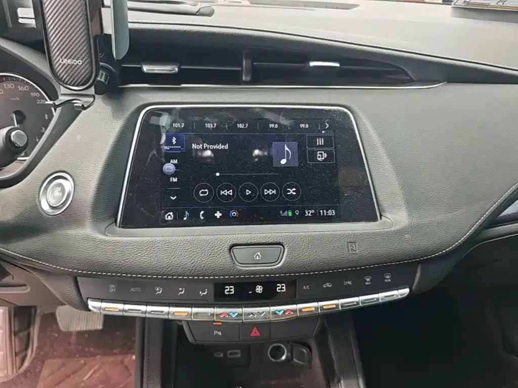 Cadillac XT4 — миниатюра 13