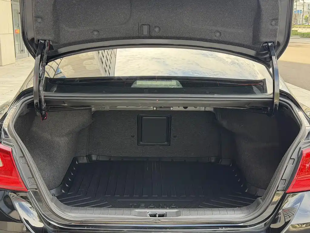 Nissan Teana — миниатюра 13