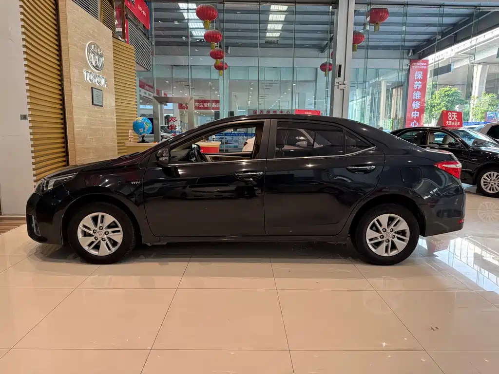 Toyota Corolla — миниатюра 6