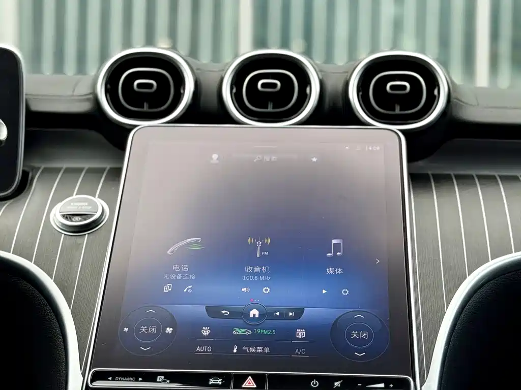 MERCEDES-BENZ C CLASS