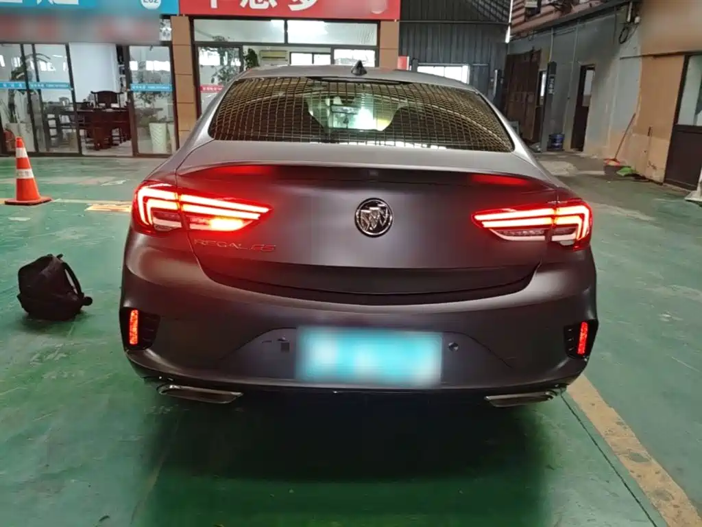 Buick Regal — миниатюра 6