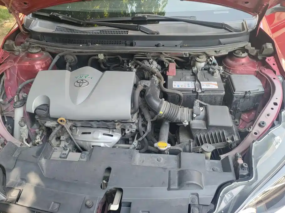Toyota Yaris L — миниатюра 10