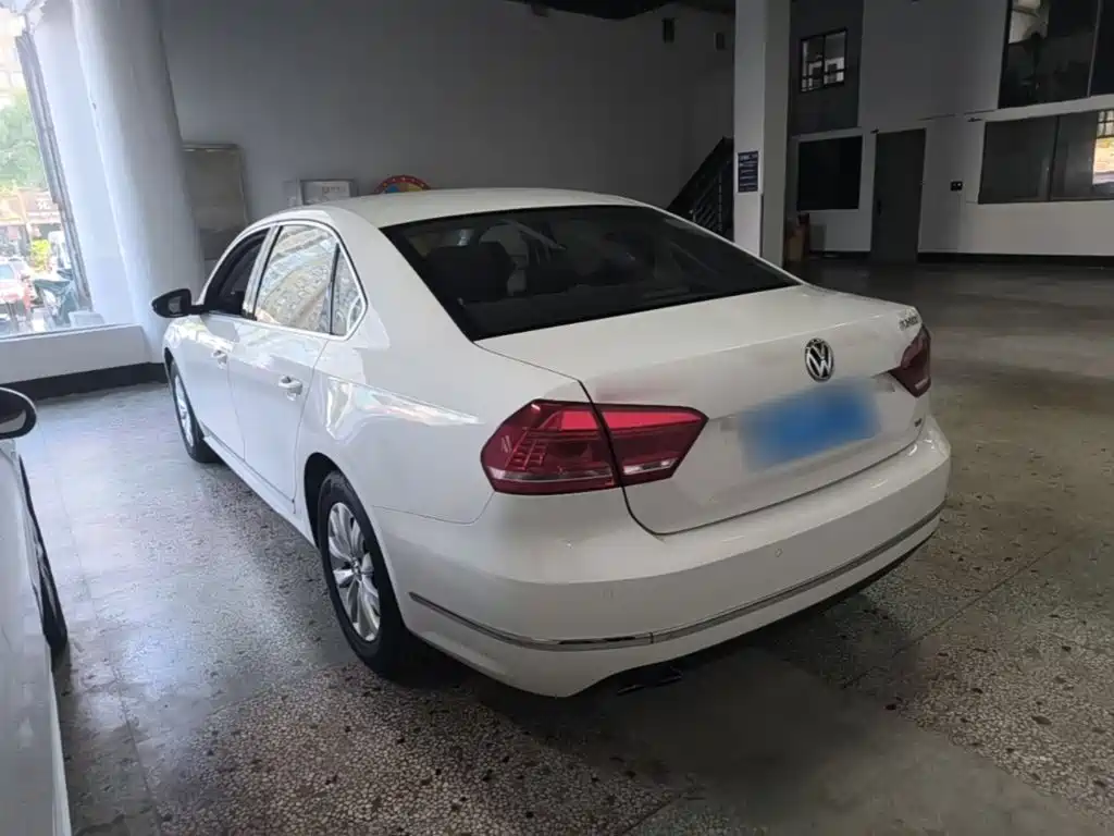 Volkswagen Passat — миниатюра 5