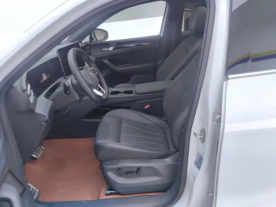 Volkswagen Tiguan L — миниатюра 9