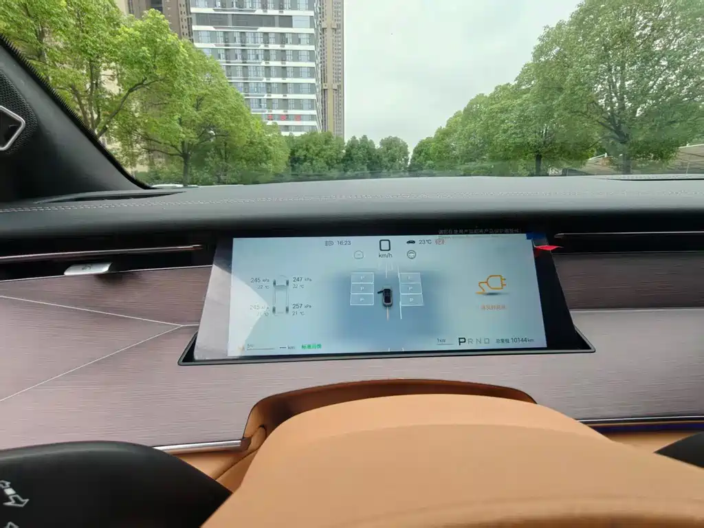 BYD Han L — миниатюра 11
