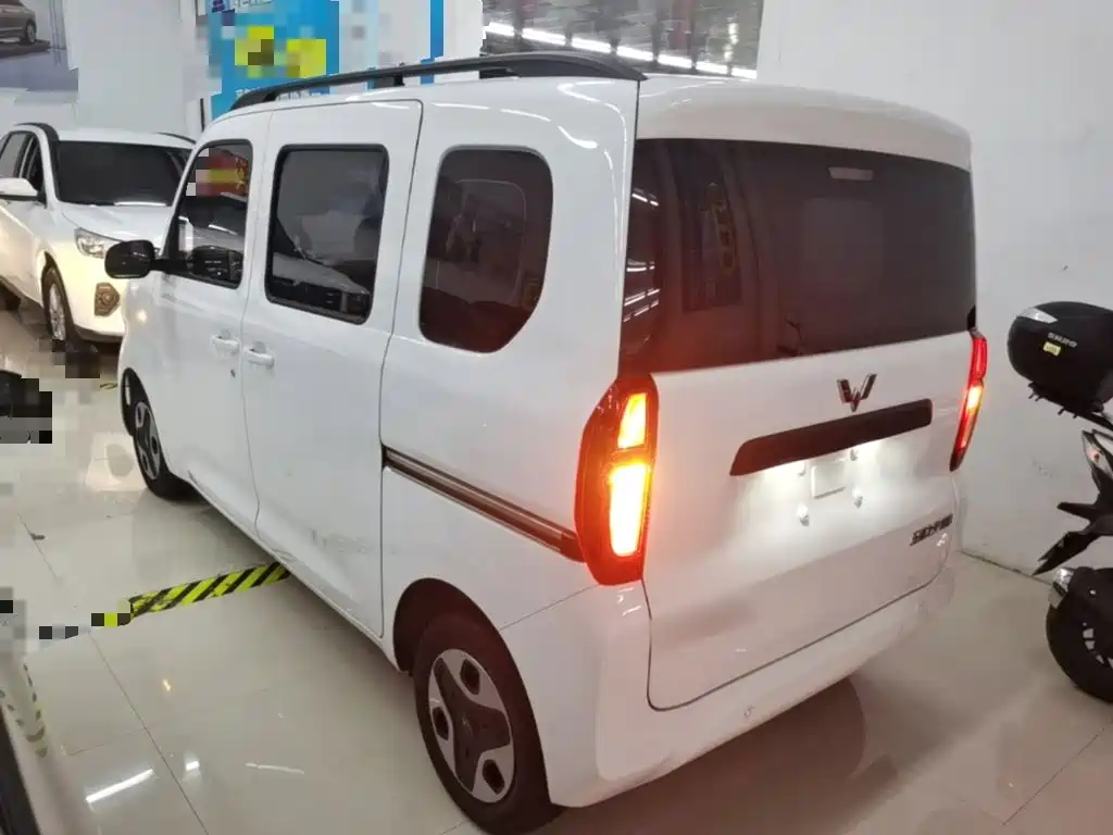 Wuling Zhiguang EV — миниатюра 5