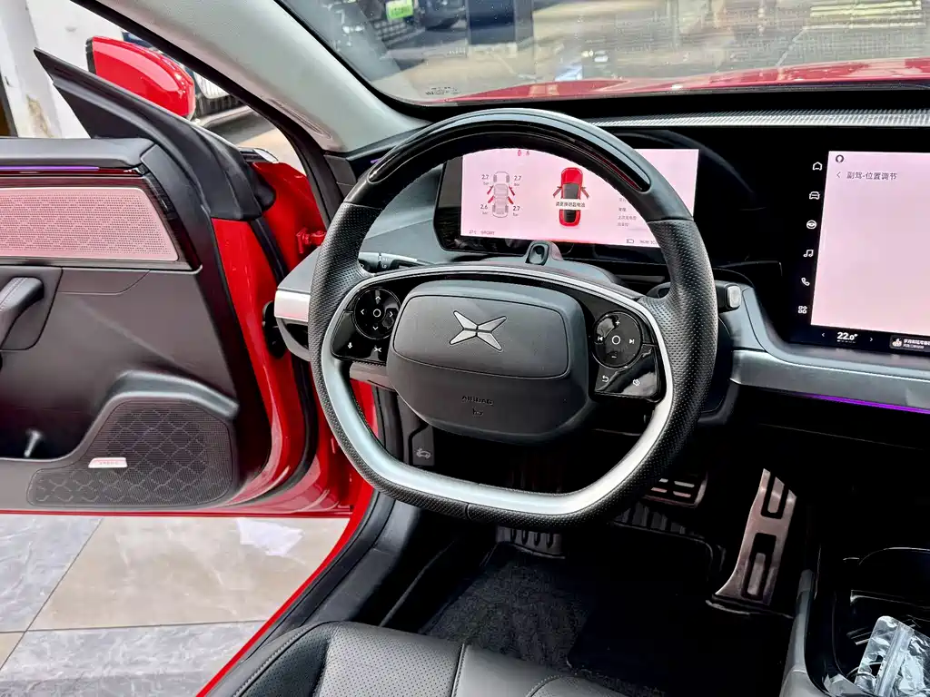 XPeng P7 — миниатюра 8