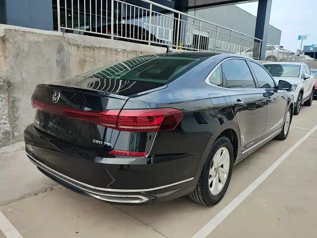 Volkswagen Passat — миниатюра 7