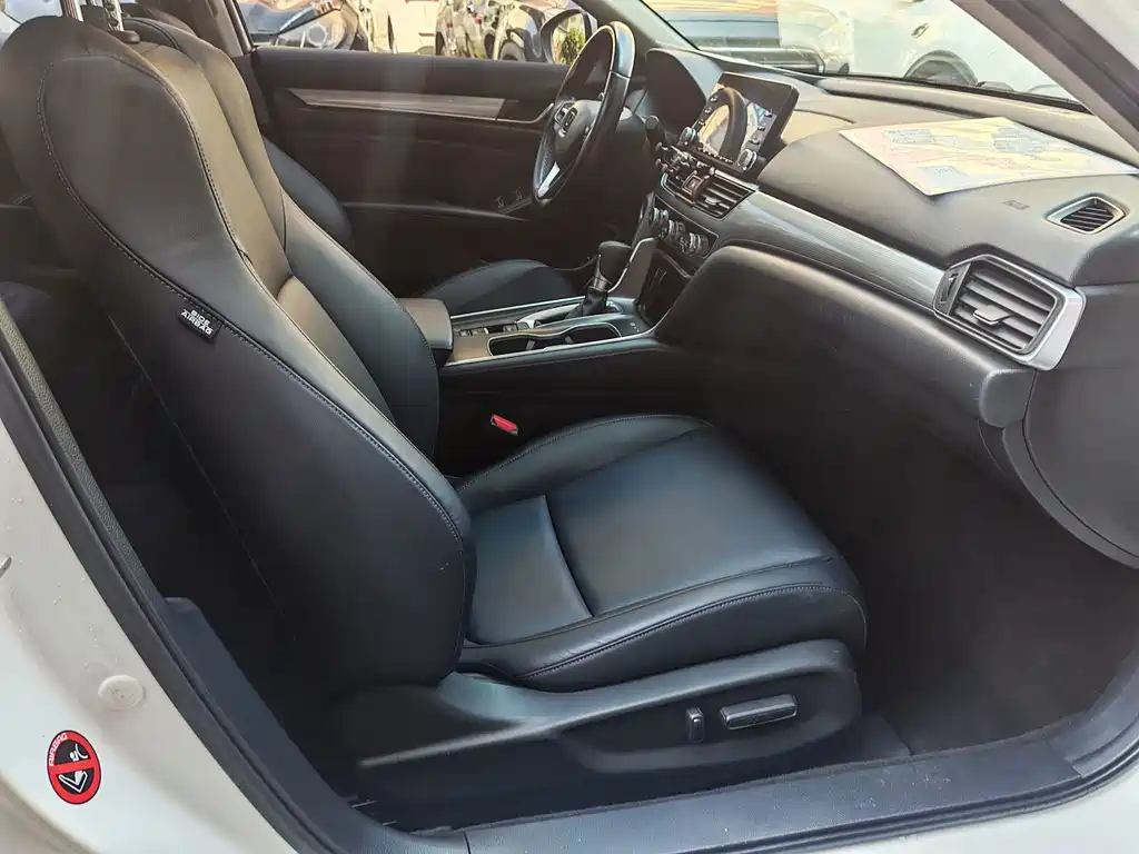Honda Accord — миниатюра 15