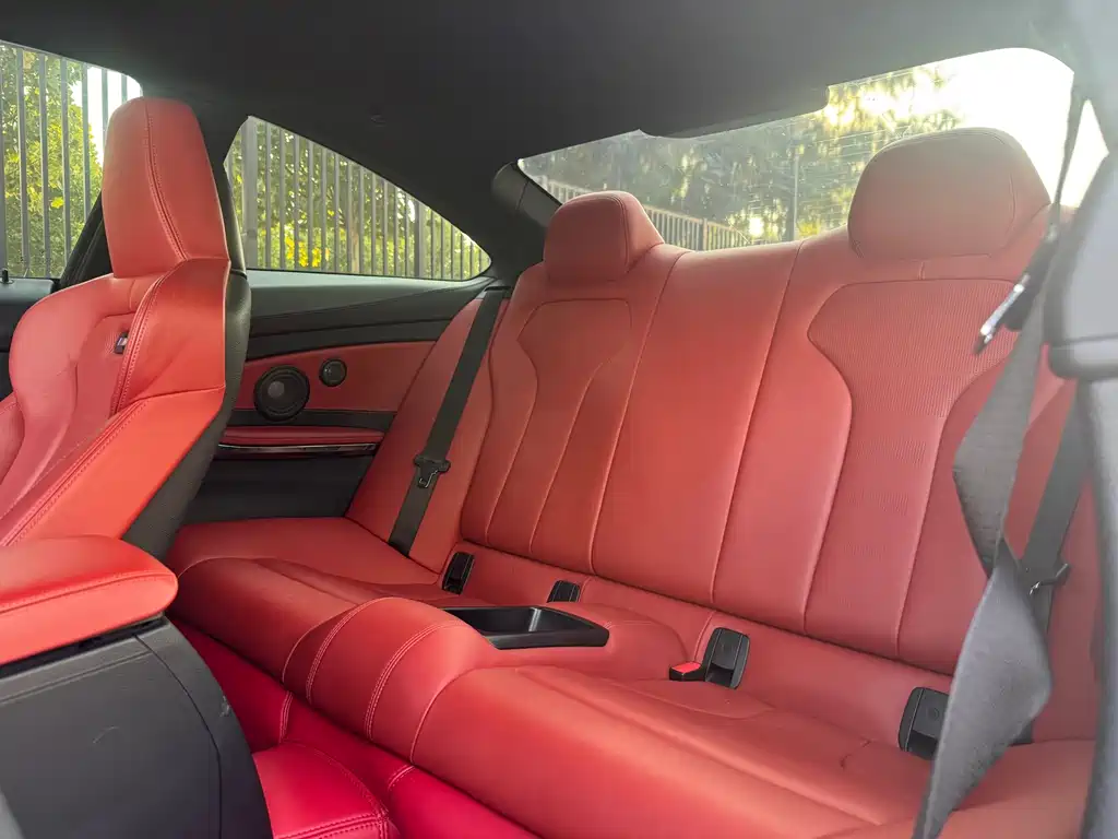 BMW M4 — миниатюра 15