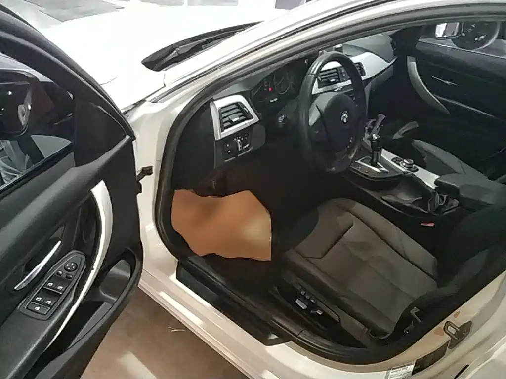 BMW 3 Series — миниатюра 16