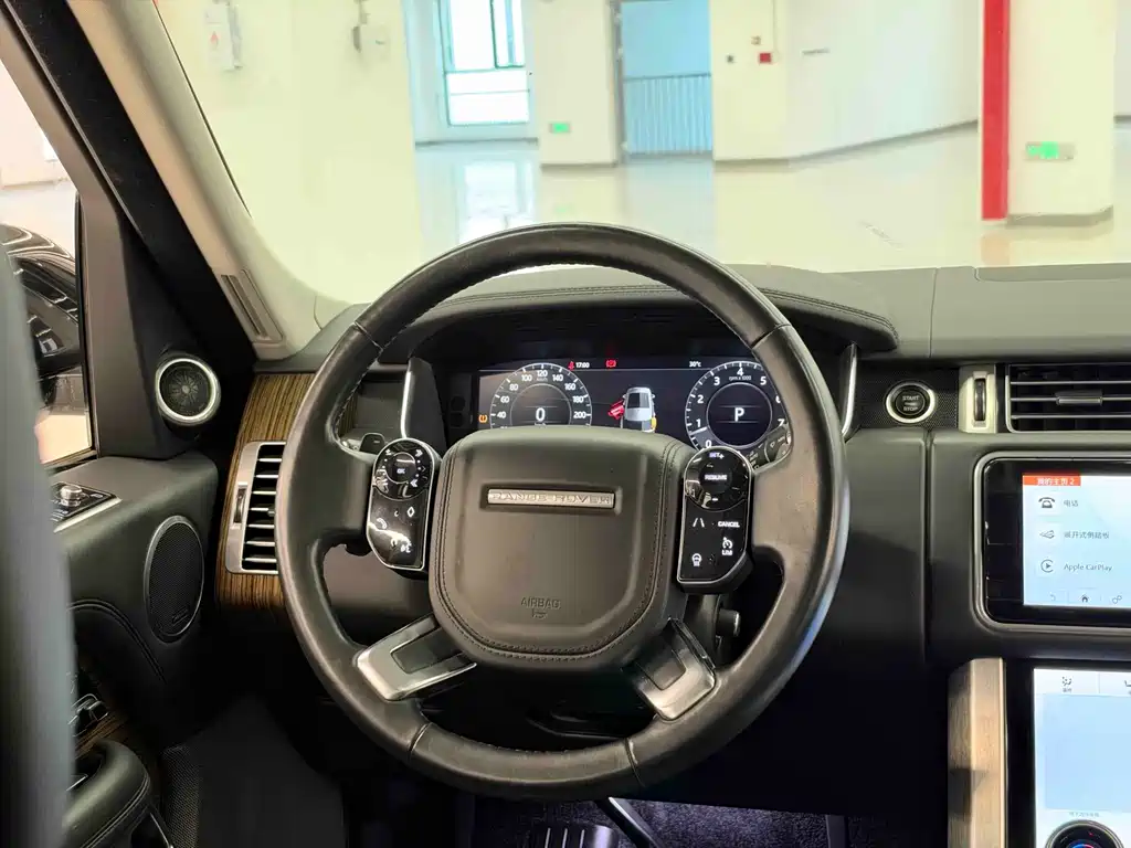 Land Rover Range Rover — миниатюра 11