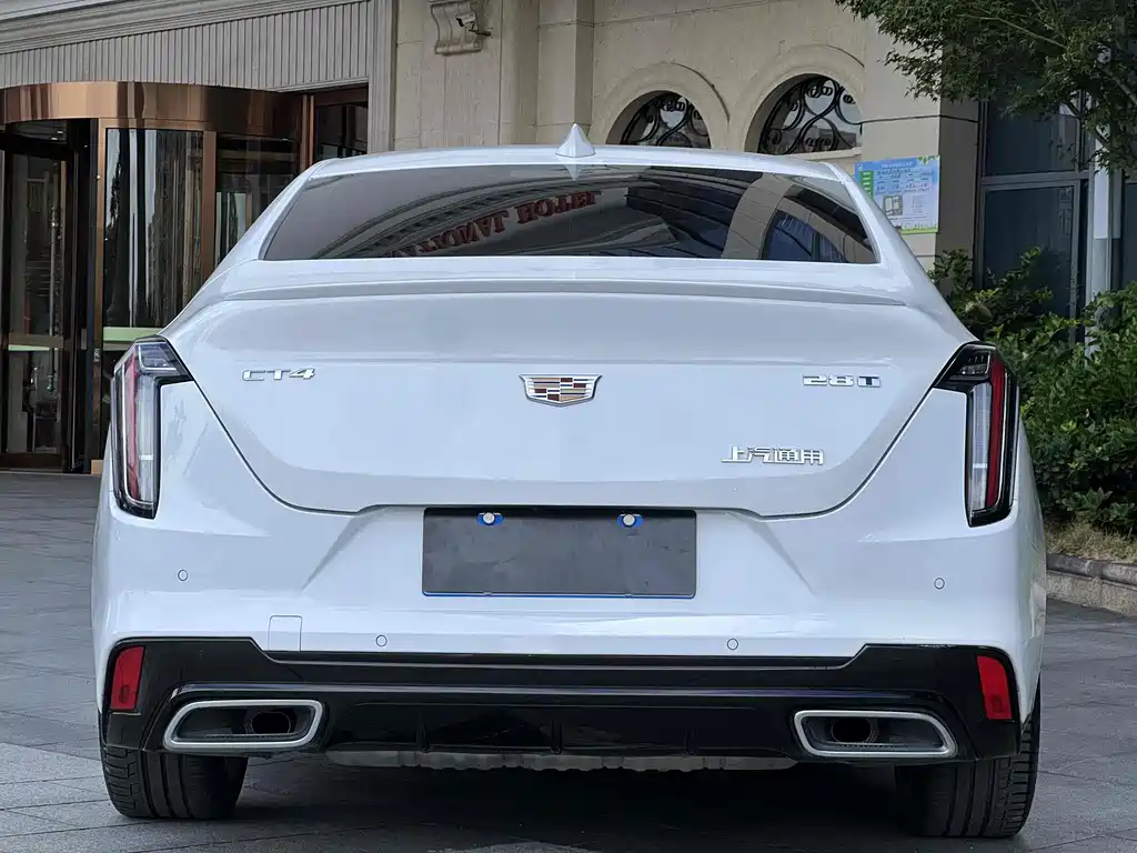 Cadillac CT4 — миниатюра 8