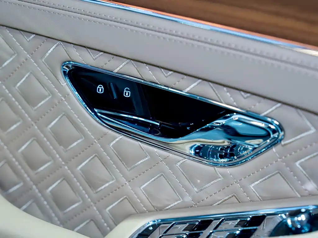 Bentley Continental 6.0T GT W12, фото 20