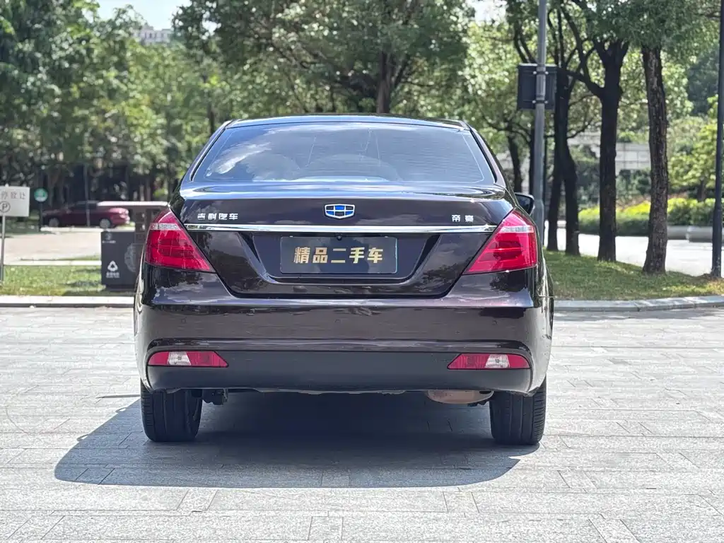Geely Emgrand — миниатюра 7