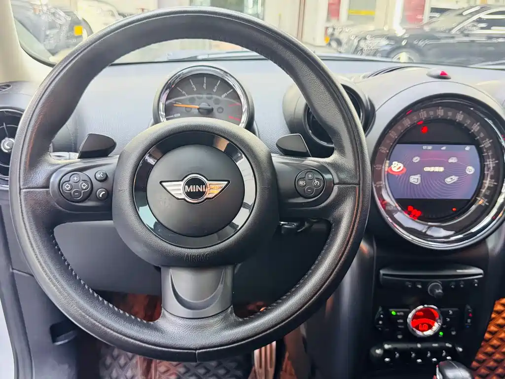 MINI Mini Countryman — миниатюра 11