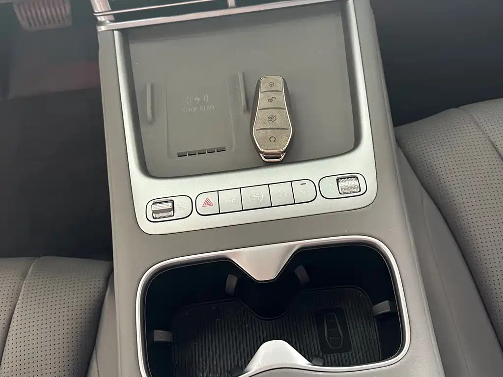 BYD Seal 07 DM-i — миниатюра 27