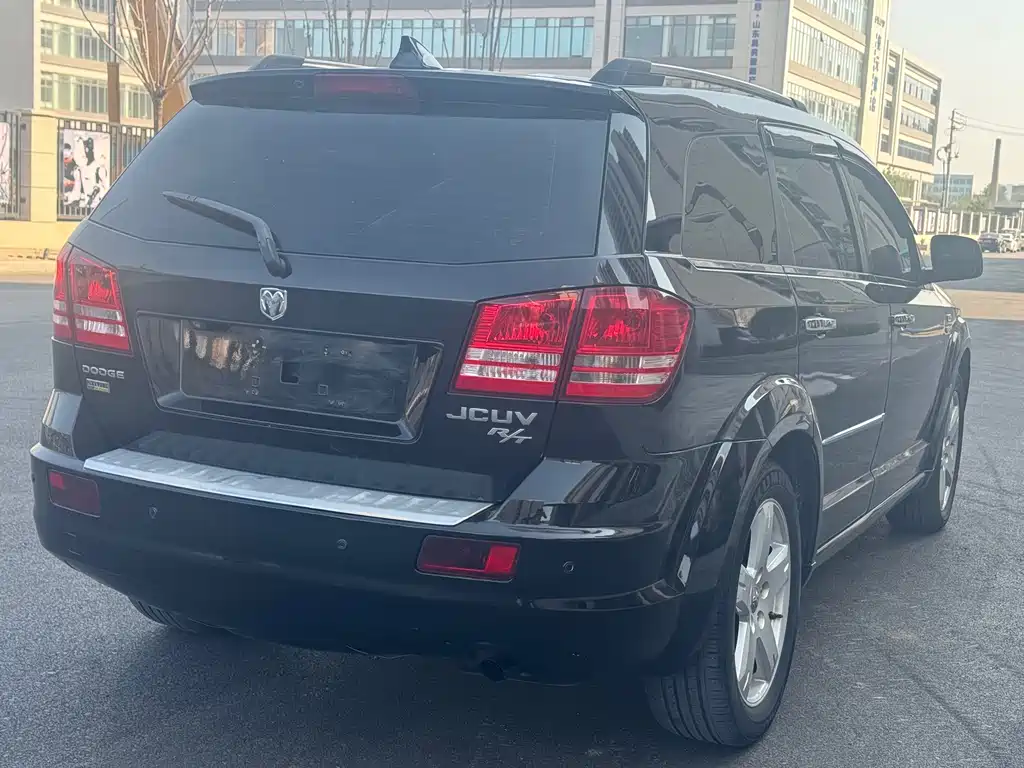 Dodge Journey — миниатюра 5
