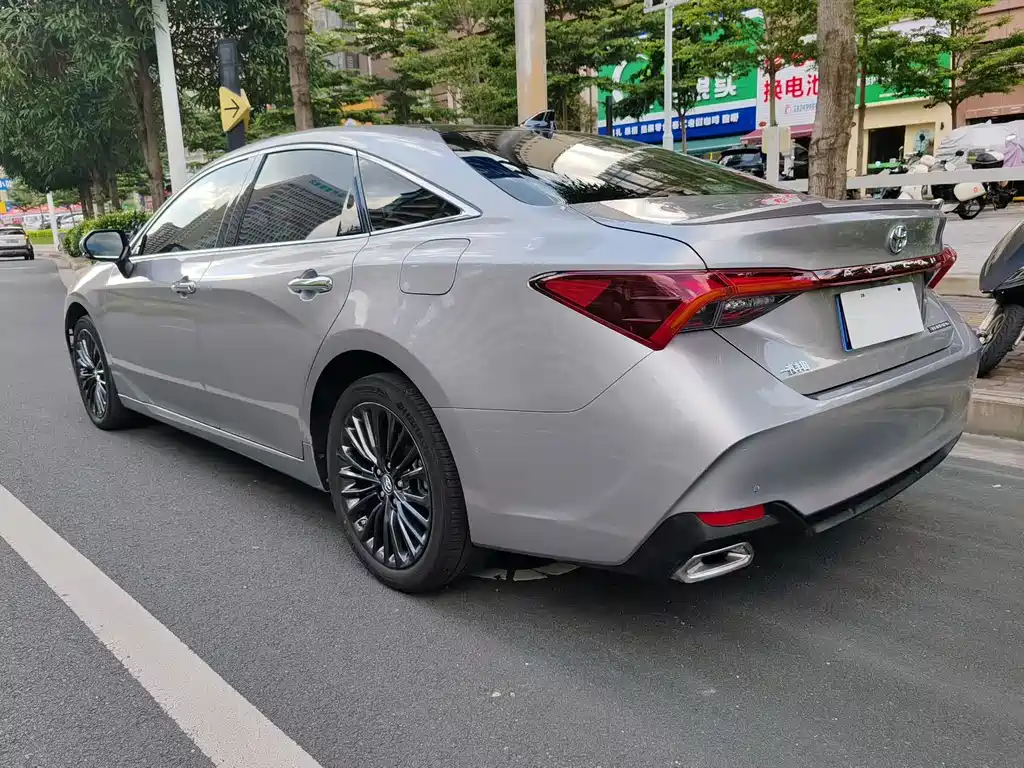 TOYOTA ASIAN DRAGON