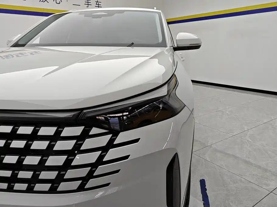 Jetta VS8 — миниатюра 5