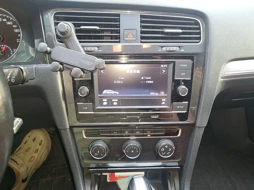 Volkswagen Golf — миниатюра 14
