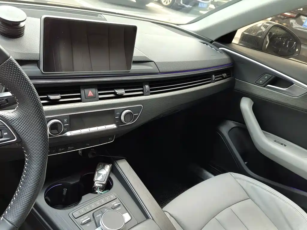 Audi A4L — миниатюра 11