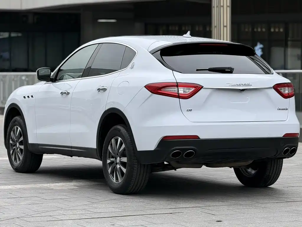 MASERATI LEVANTE