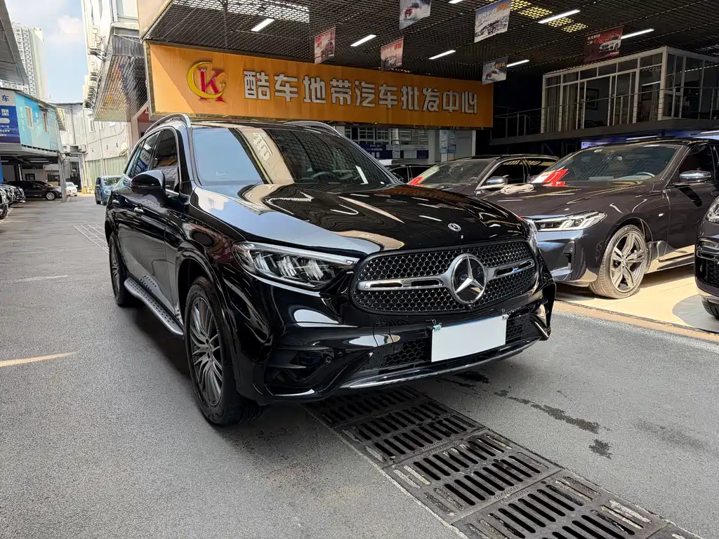 Mercedes-Benz GLC 2025 GLC 300 L 4MATIC 5 мест