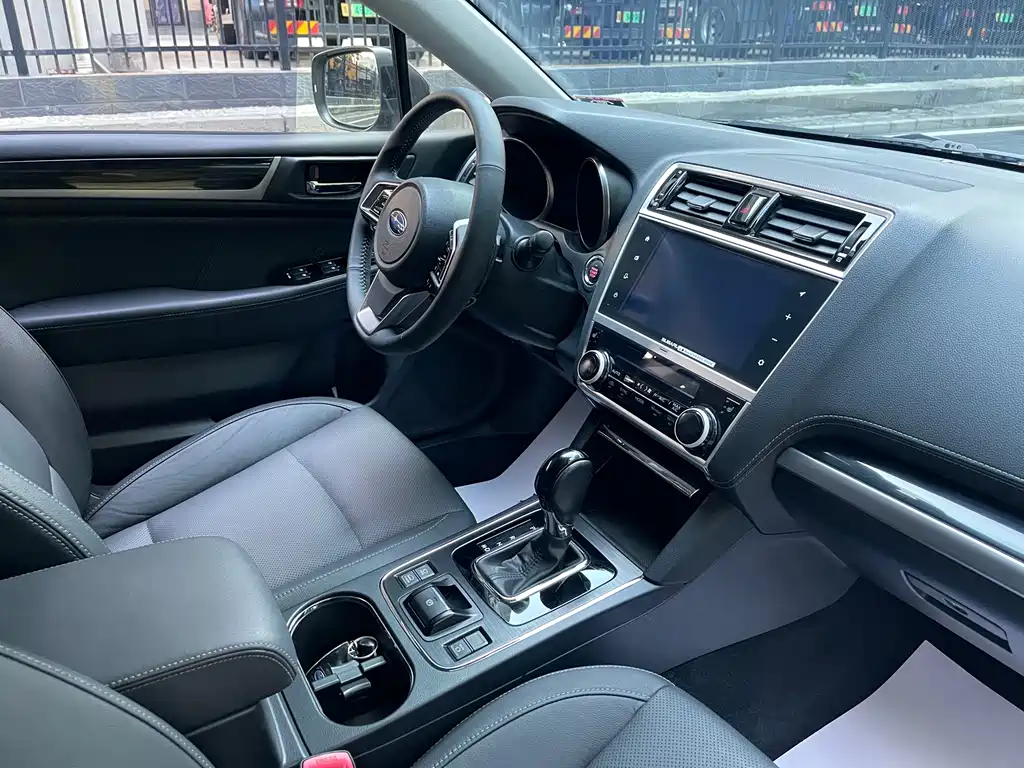 Subaru Outback — миниатюра 12