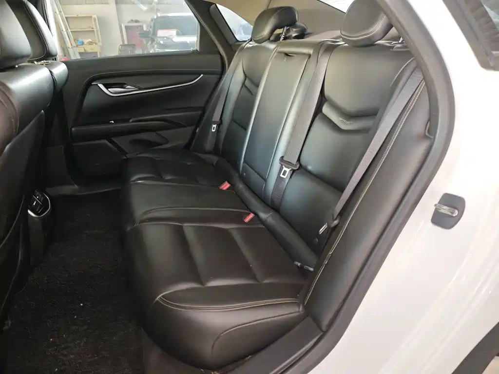 Cadillac XTS — миниатюра 17