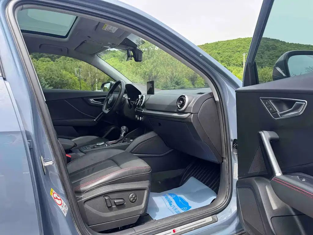 Audi Q2L — миниатюра 10