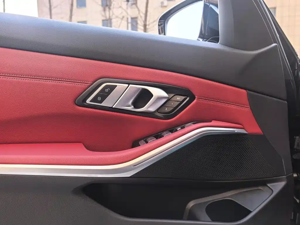 BMW 3 Series — миниатюра 10