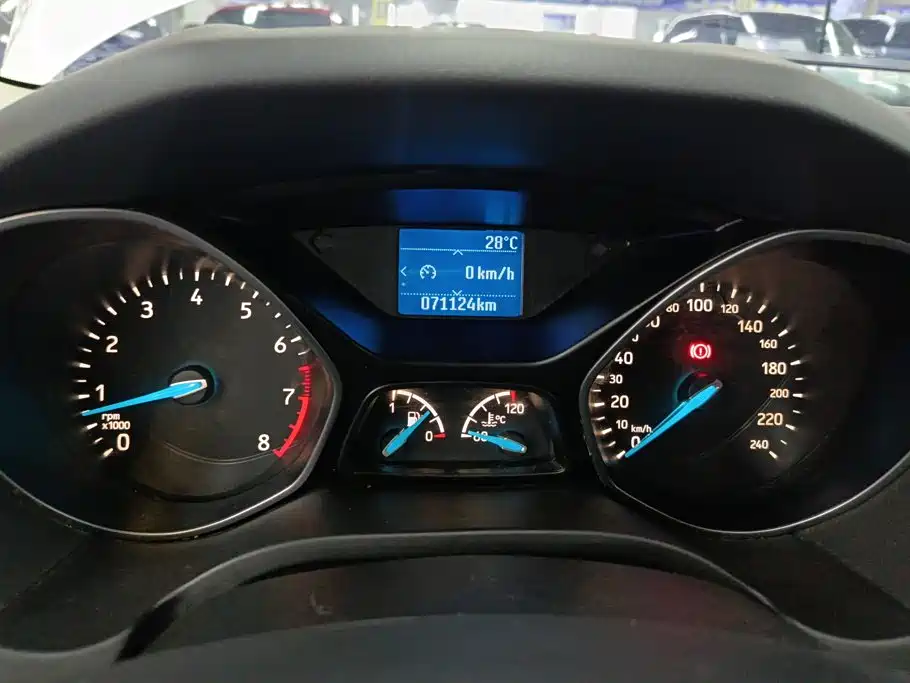 Ford Focus — миниатюра 14