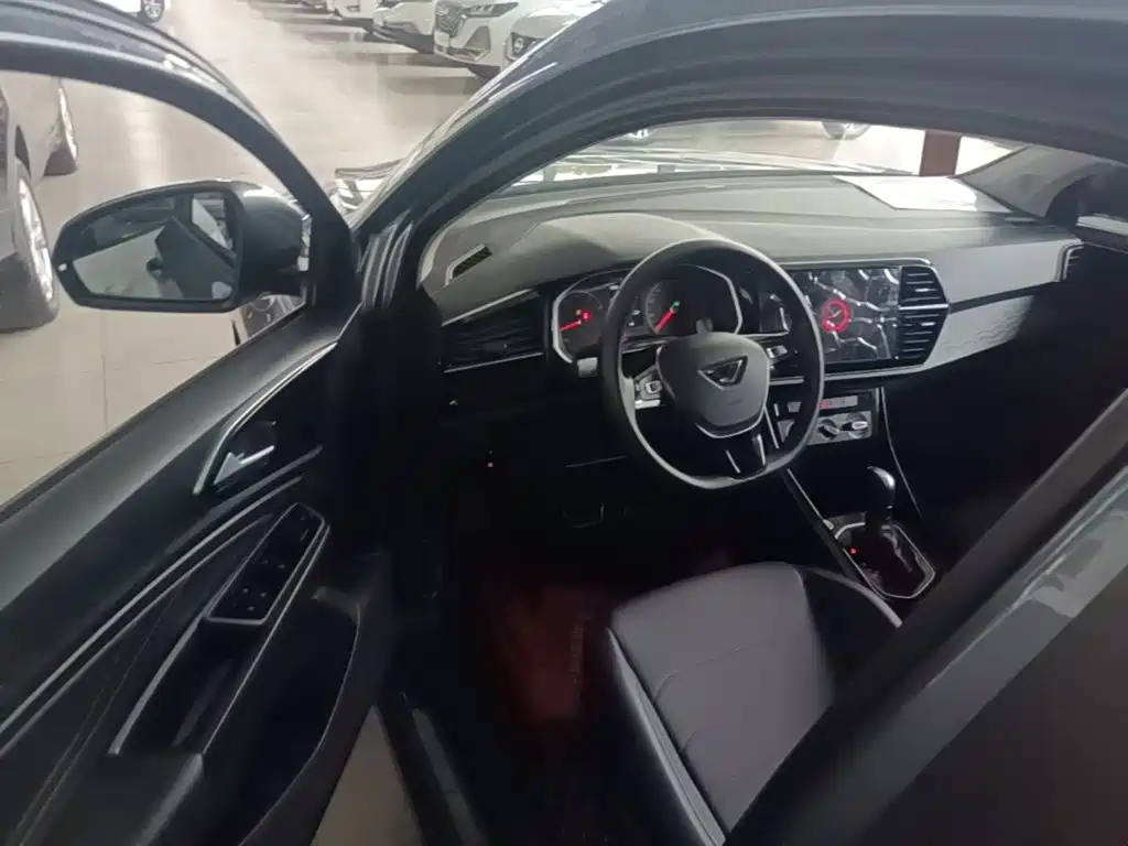 Jetta VS5 — миниатюра 16